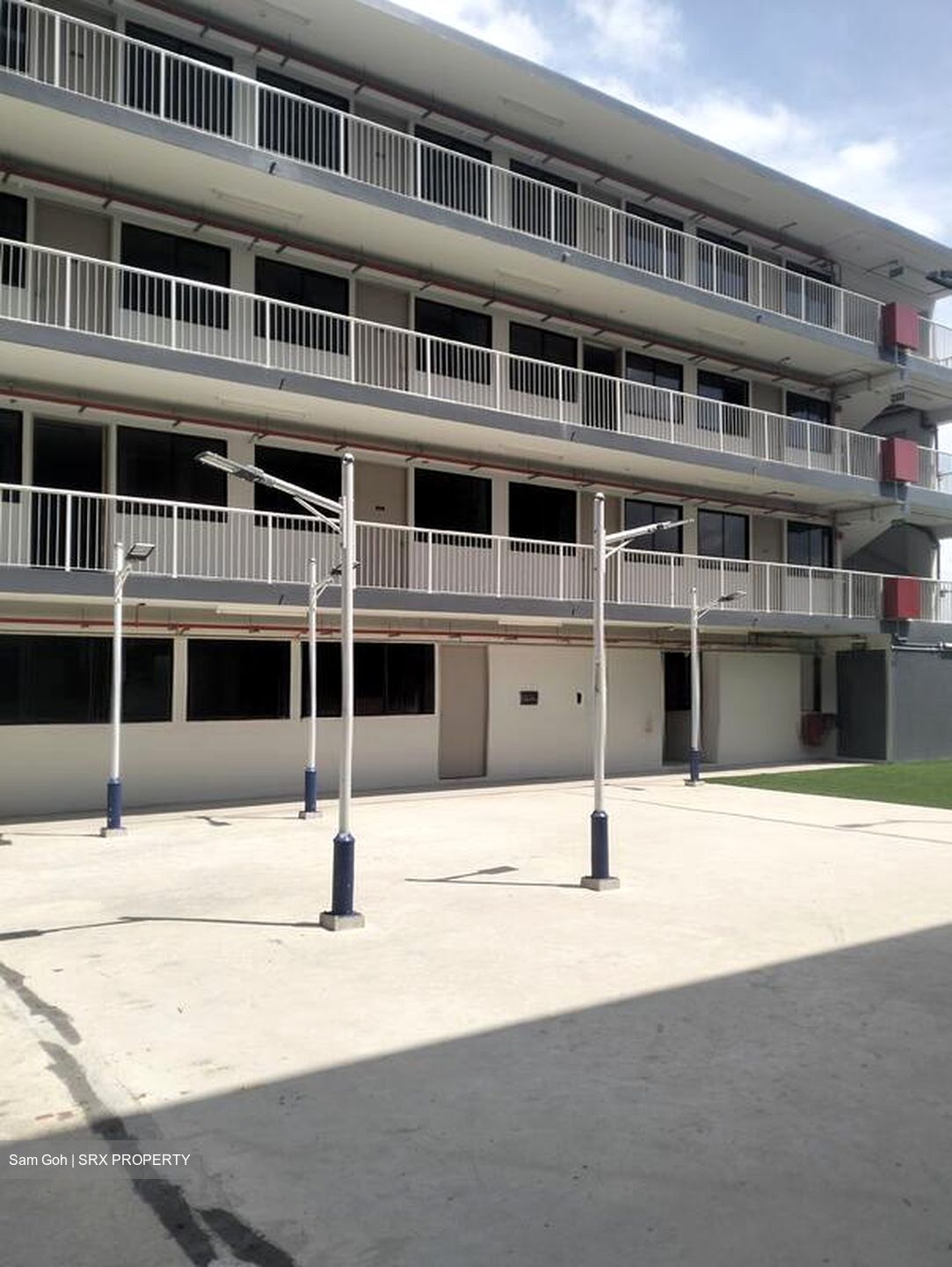 Jalan Besut (D22), Factory #523212701